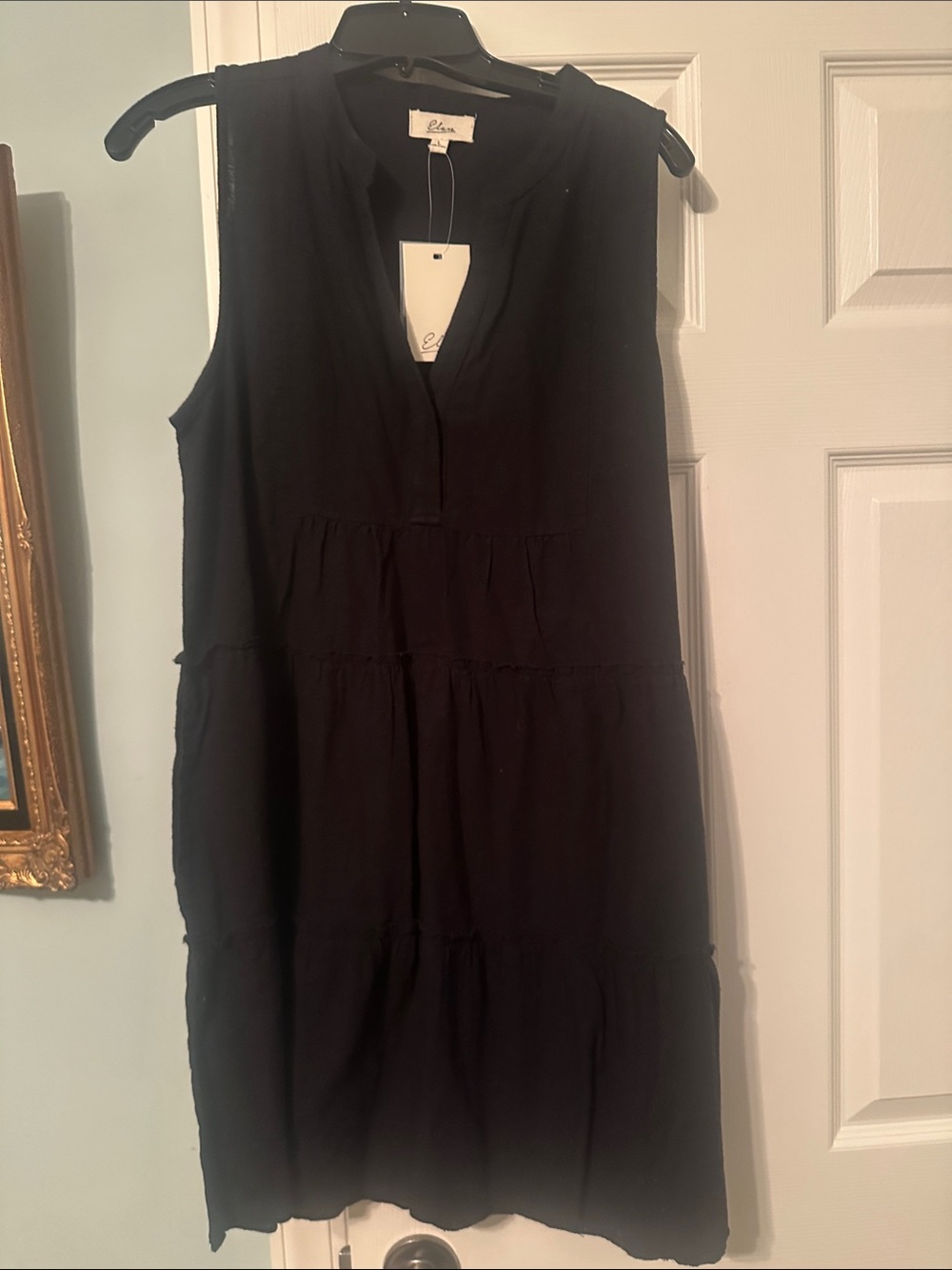 Elan Black Sleeveless Tiered V-Neck Dress